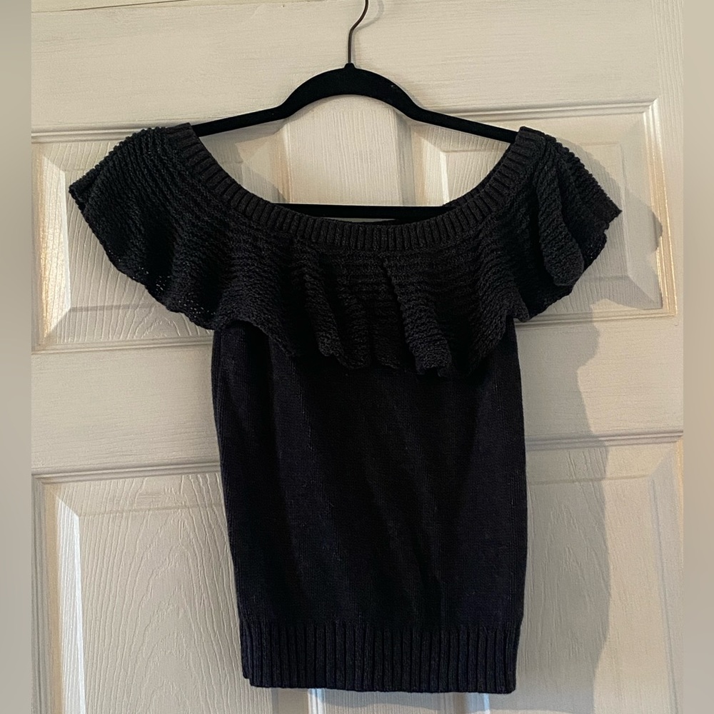 American Eagle M off the shoulder top
